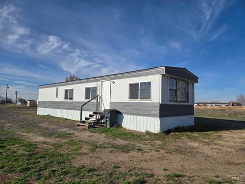 Photo of 2910 S 1300 E, Hagerman, ID 83332 (MLS # 98979017)