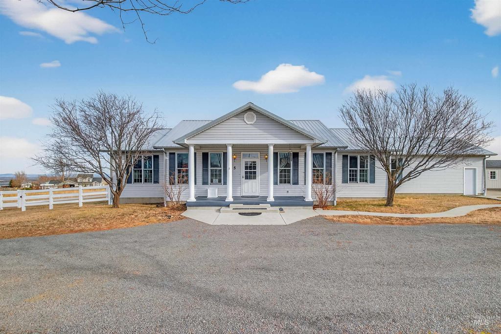 Photo of 5 Red Barn Lane, Grangeville, ID 83530 (MLS # 98972988)