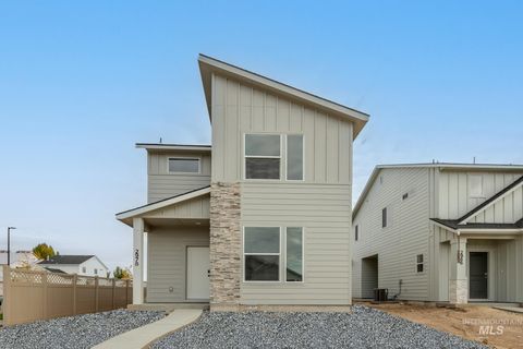 Photo of 2978 E Boulder Basin Dr, Kuna, ID 83634 (MLS # 98965265)