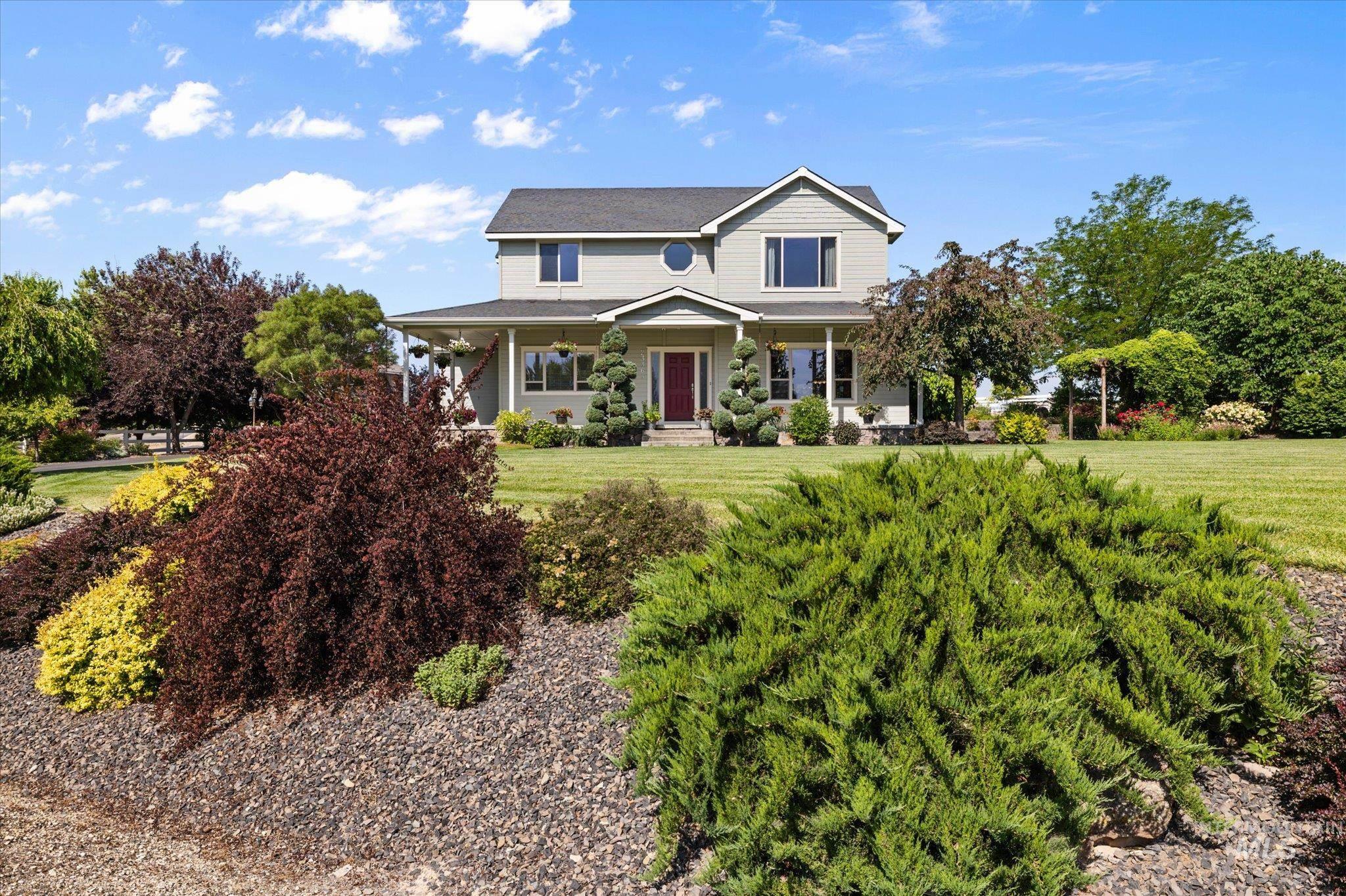 Your Country Haven awaits on this Hobby Farm! 5 bedroom 3.5 bath home – image 9