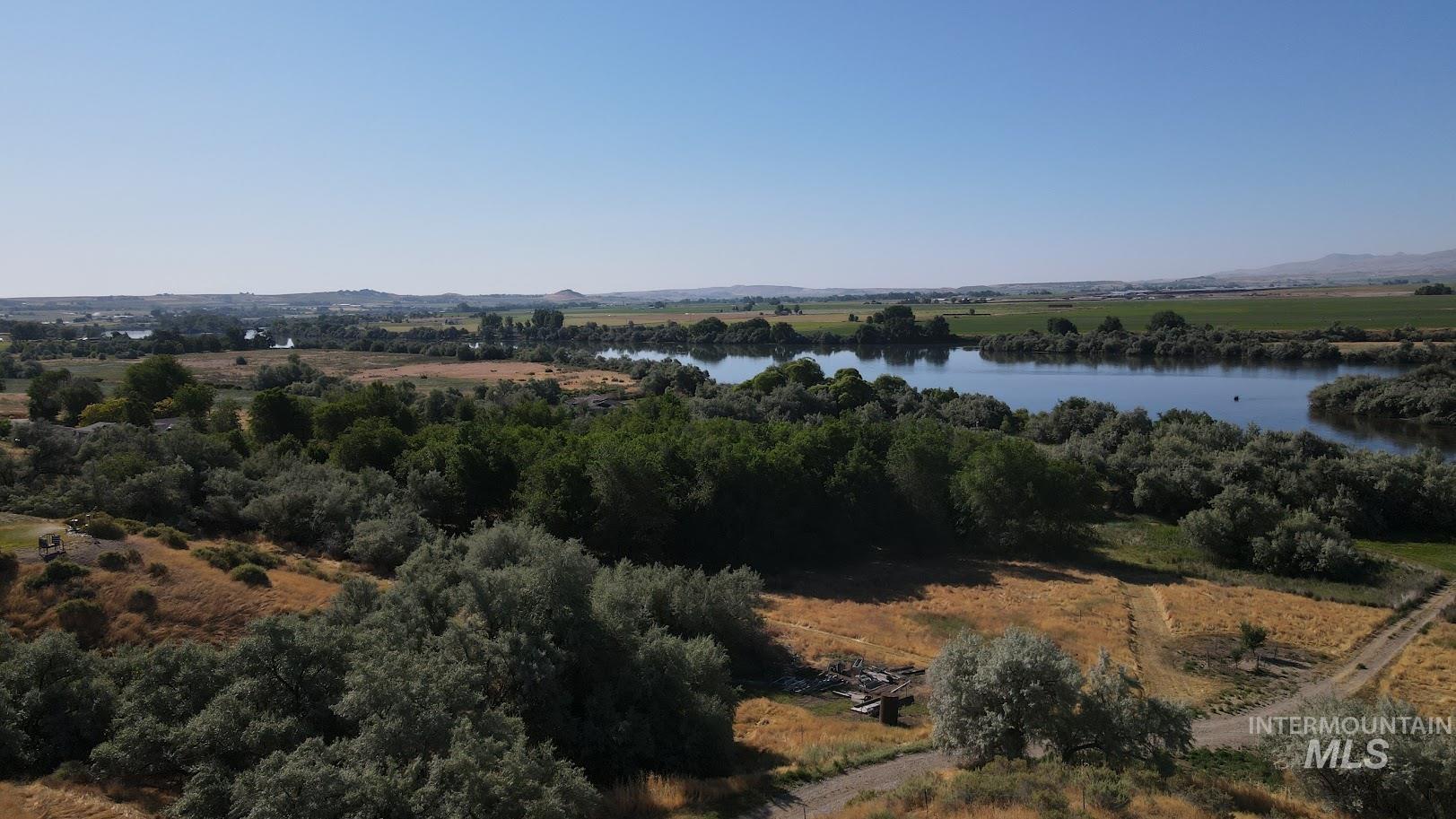 Bird's eye view of a water and mountain view