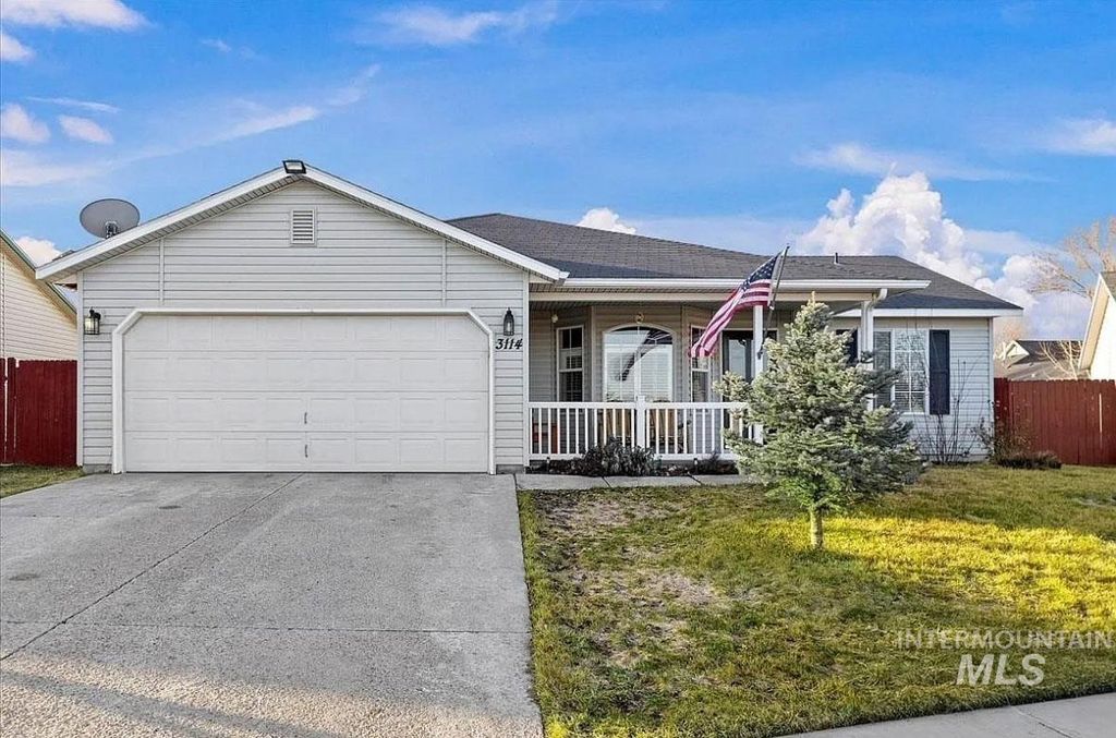 Photo of 3114 Hyde St, Caldwell, ID 83605 (MLS # 98969694)