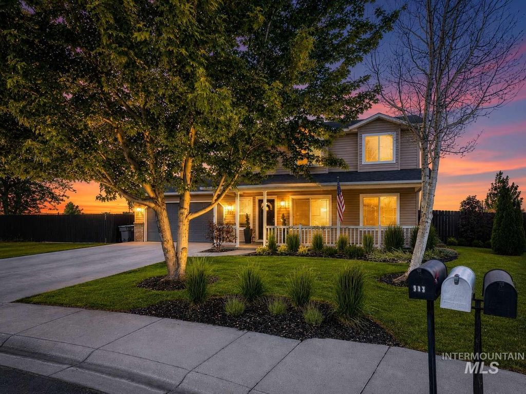 Photo of 917 Prevail Ct, Middleton, ID 83644 (MLS # 98988538)