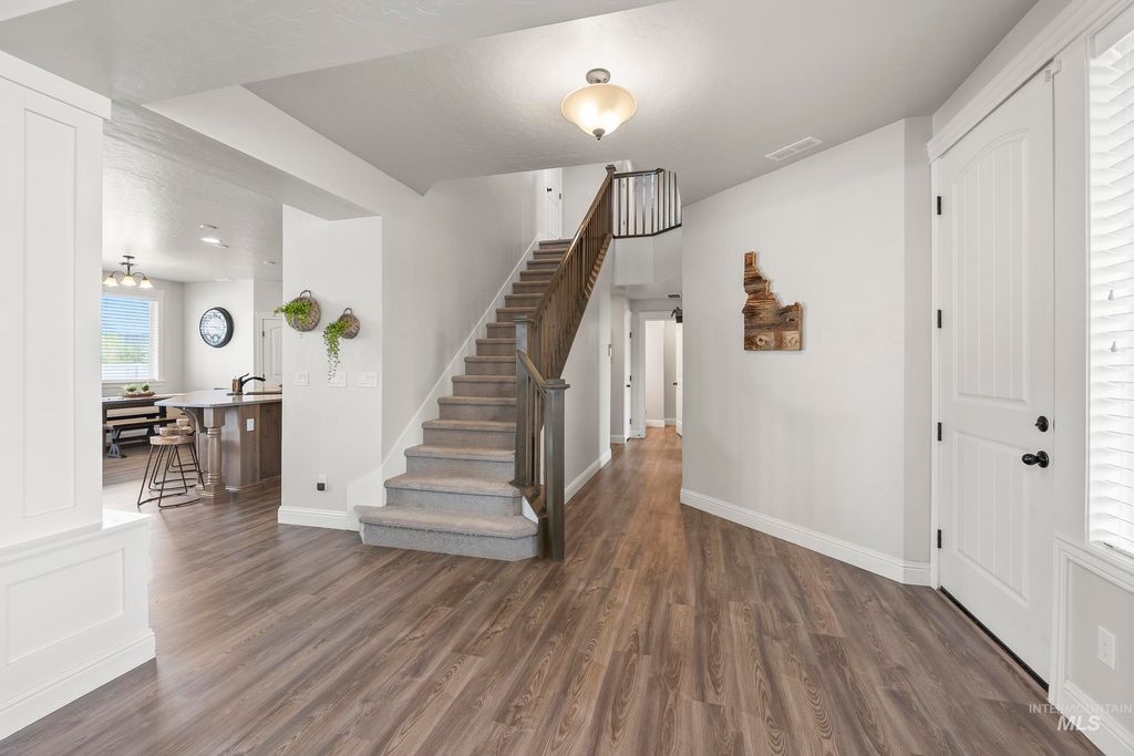 Photo of 12660 S Miramonte Ave, Nampa, ID 83686 (MLS # 98982471)