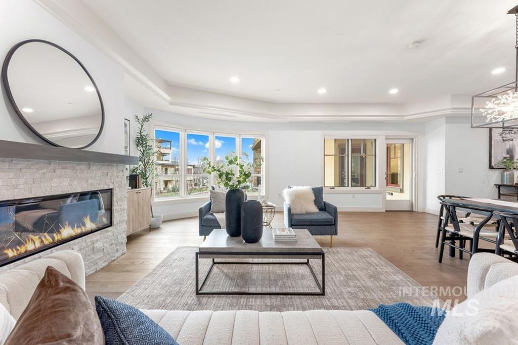 Photo of 2967 W Crescent Rim Dr #Apt 207, Boise, ID 83706 (MLS # 98980049)