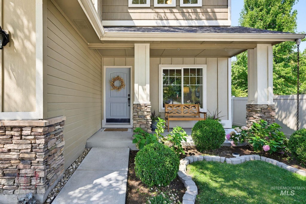 Photo of 4094 E Arch Dr, Meridian, ID 83646 (MLS # 99001073)