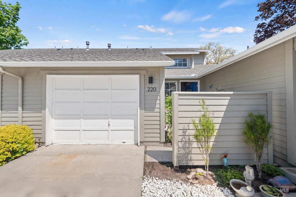 Photo of 220 E Carter St, Boise, ID 83706 (MLS # 98984444)