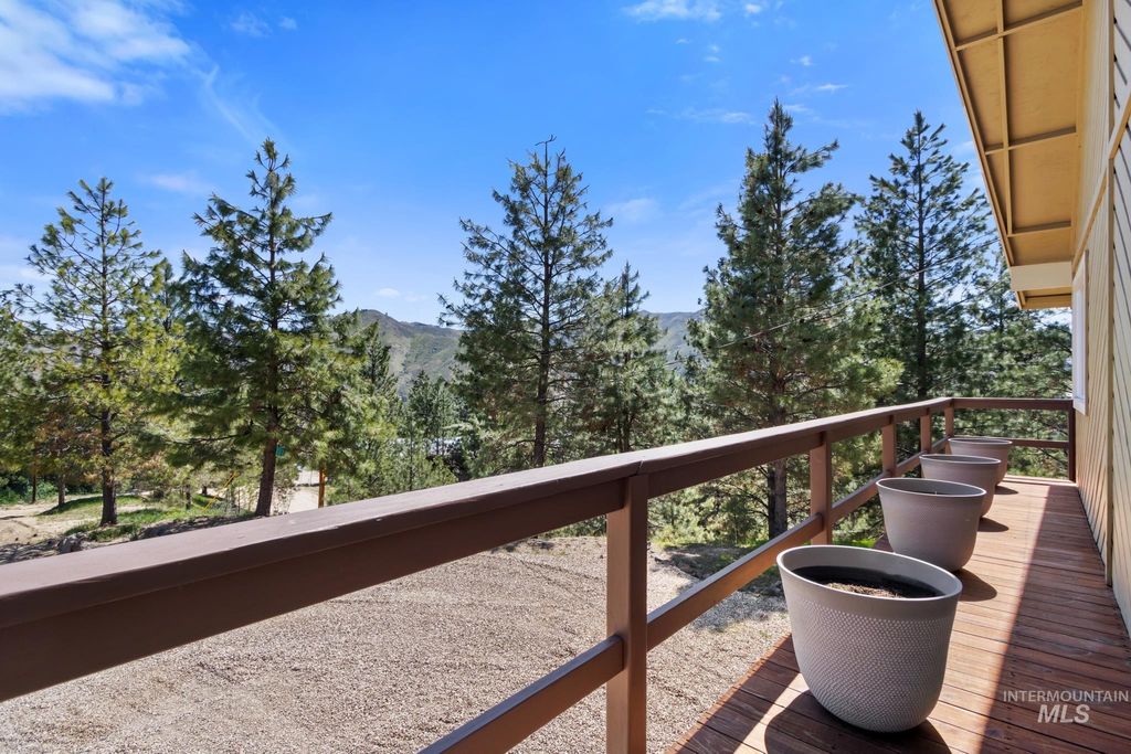 Photo of 34 Wilderness Way, Boise, ID 83716 (MLS # 98984435)