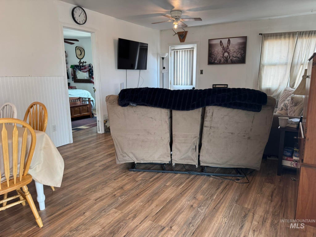 Photo of 1329 N 1250 E, Richfield, ID 83349 (MLS # 98997502)
