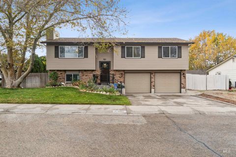 Photo of 4811 N Leather Way, Boise, ID 83713 (MLS # 98967670)