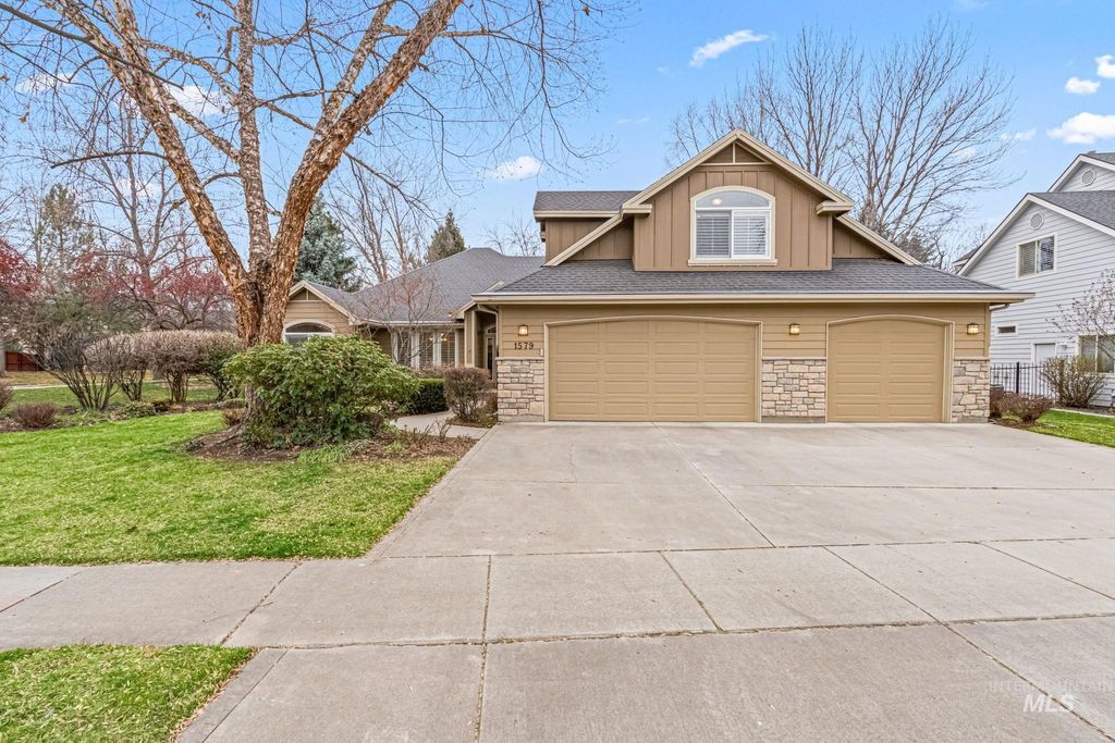 Photo of 1579 N Watson Way, Eagle, ID 83616 (MLS # 98981158)