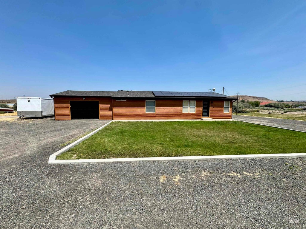 Photo of 19026 Highway 30, Buhl, ID 83316 (MLS # 98997294)