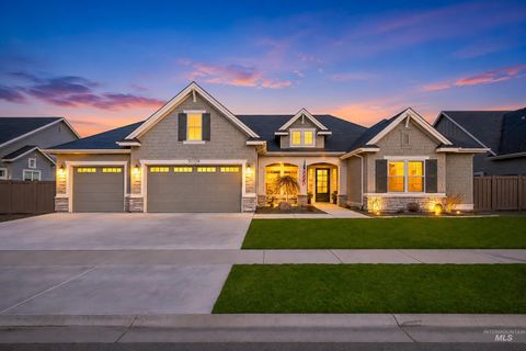 Photo of 5008 W Strant St, Eagle, ID 83616 (MLS # 98978546)