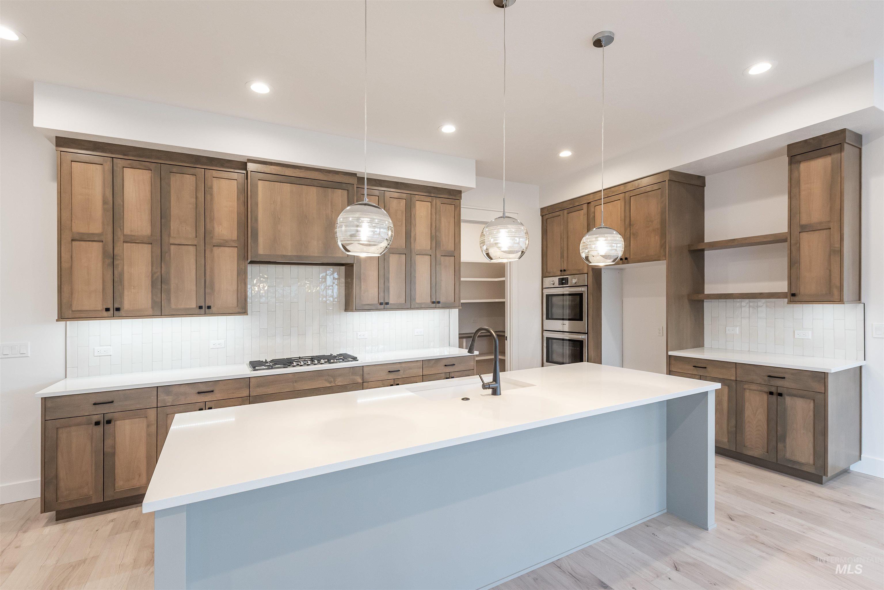 1948 E Phenomenal St.