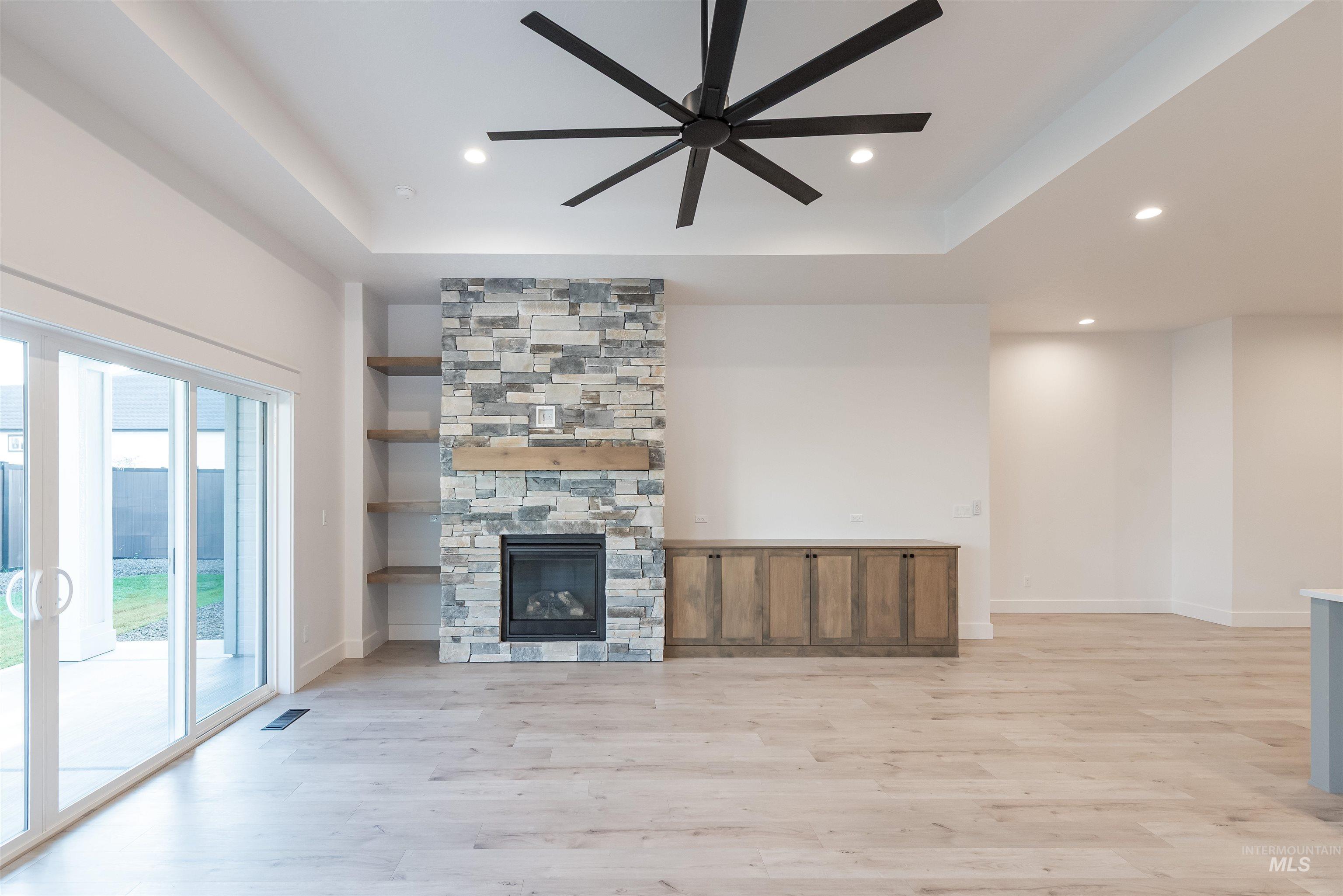 1948 E Phenomenal St.