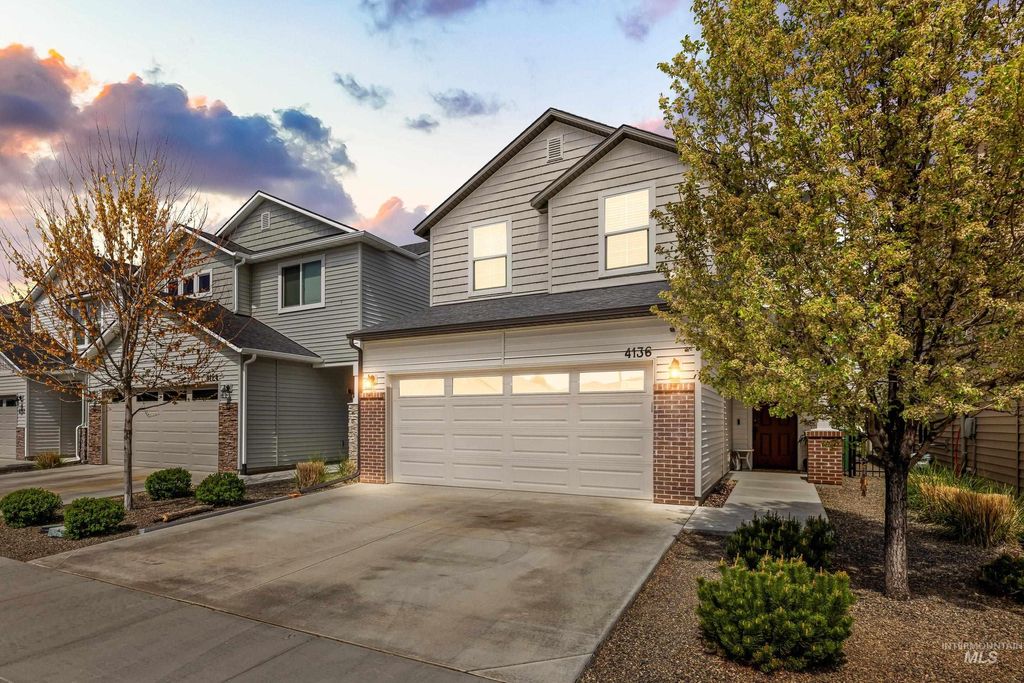 Photo of 4136 E Blueberry St, Meridian, ID 83642 (MLS # 98981731)