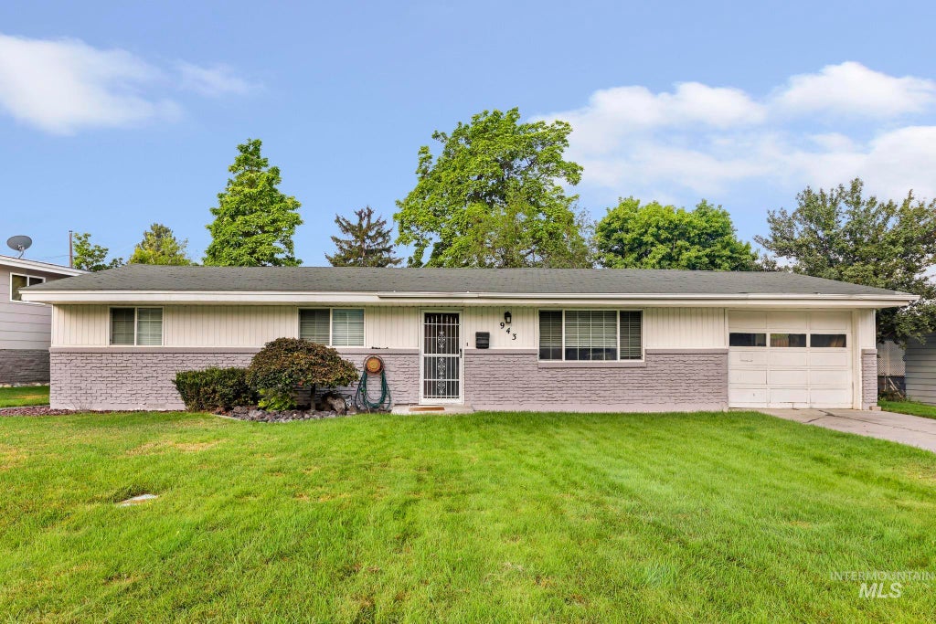 Photo of 943 Del Mar Drive, Twin Falls, ID 83301 (MLS # 98997259)