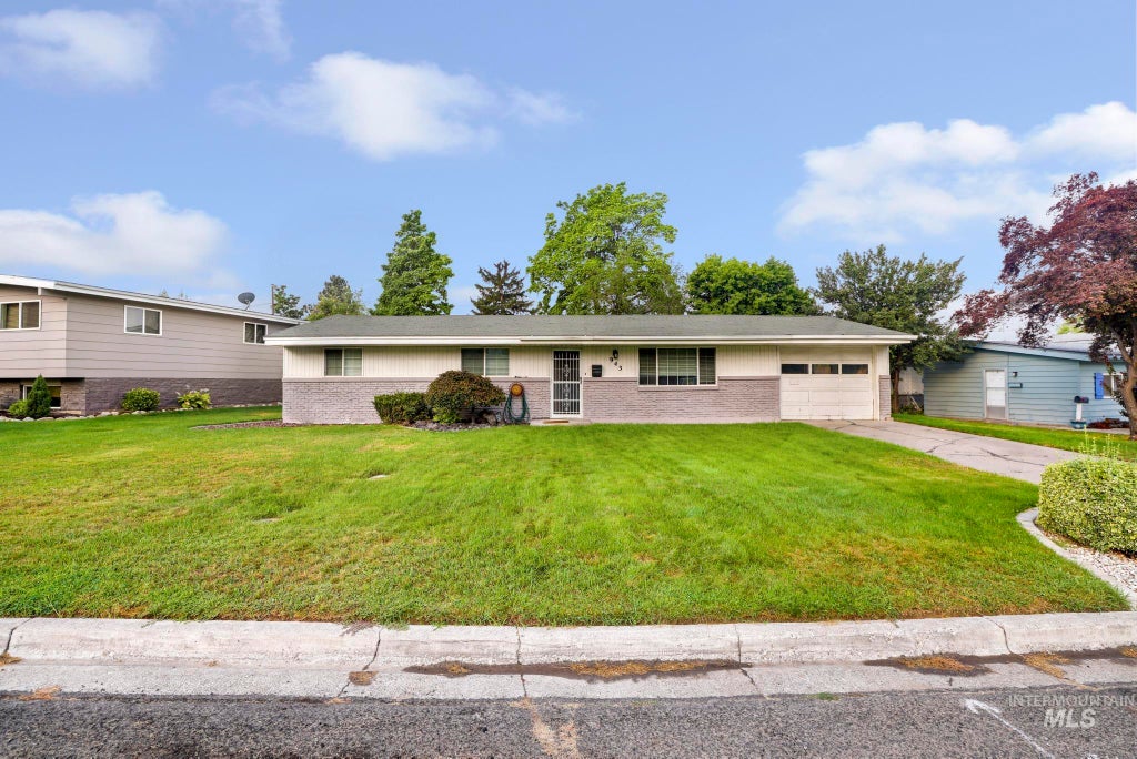 Photo of 943 Del Mar Drive, Twin Falls, ID 83301 (MLS # 98997259)