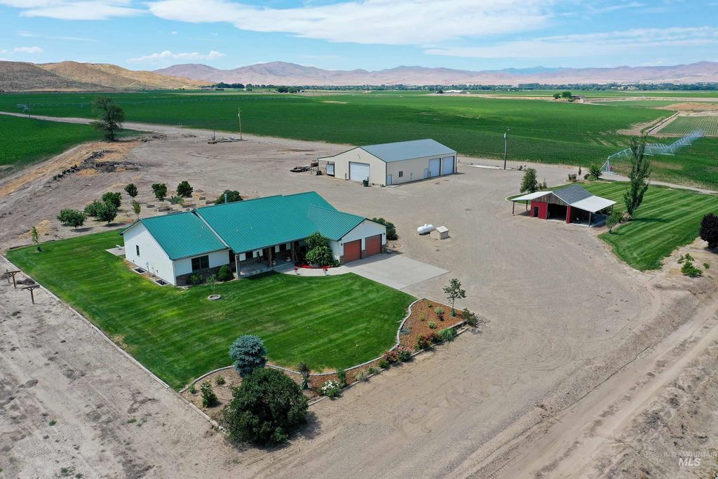 Photo of 517 Oleander Rd, Ontario, OR 97914 (MLS # 98975069)