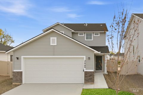 Photo of 2446 W Fallon Lp, Nampa, ID 83651 (MLS # 98979937)