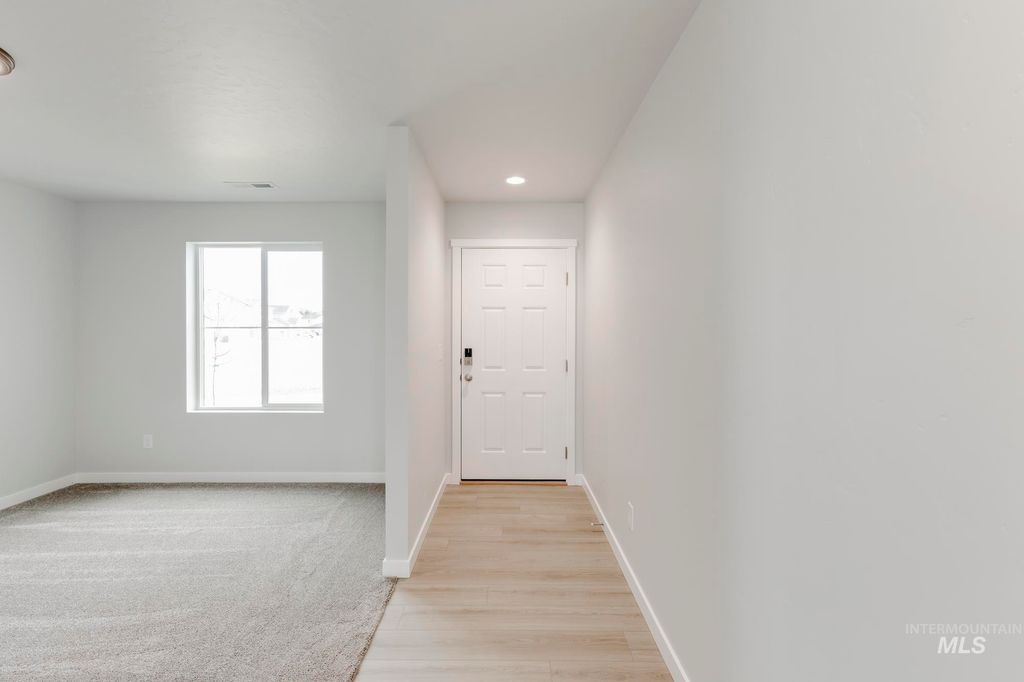 Photo of 1101 Grass Pond Ave, Middleton, ID 83644 (MLS # 98967528)