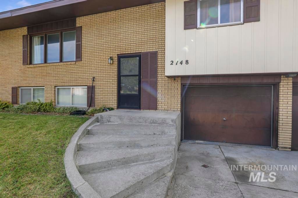 Photo of 2148 Alta Vista Circle, Twin Falls, ID 83301 (MLS # 98985787)
