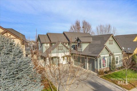 Photo of 1524 W Loretta St, Meridian, ID 83646 (MLS # 98969659)