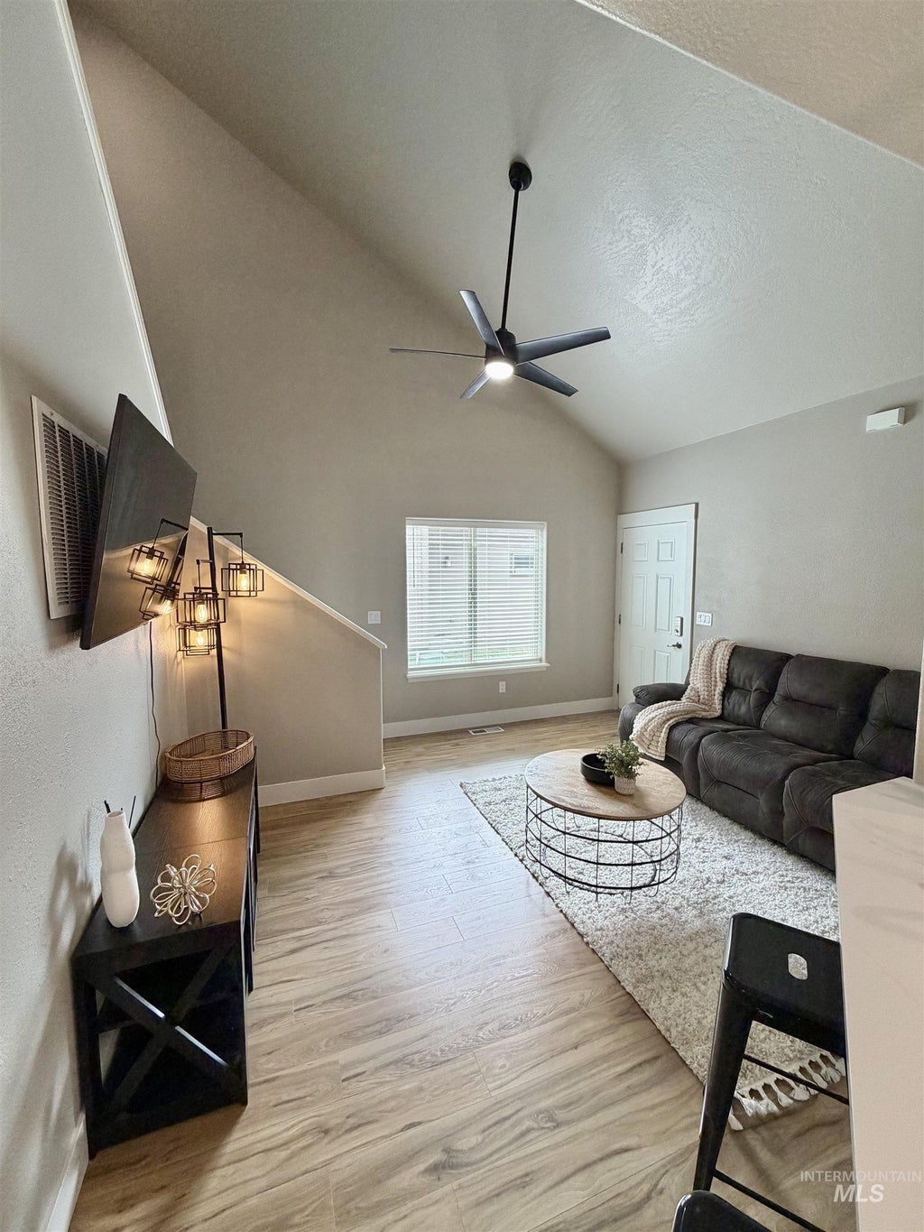 Photo of 26 Mangum Circle #8, Donnelly, ID 83615 (MLS # 98999566)