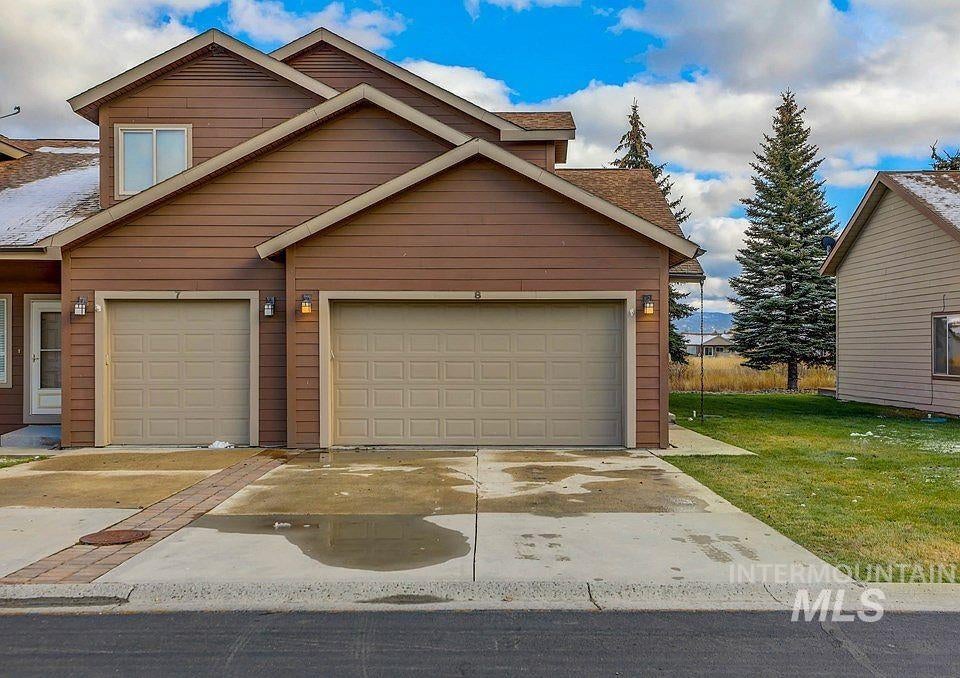Photo of 26 Mangum Circle #8, Donnelly, ID 83615 (MLS # 98999566)