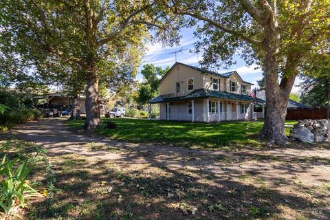Photo of 114 Quinn St, Horseshoe Bend, ID 83629 (MLS # 98961859)
