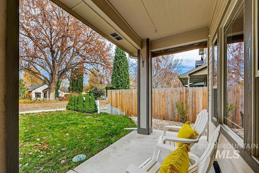 Photo of 4425 W Freemont St, Boise, ID 83706 (MLS # 98983278)