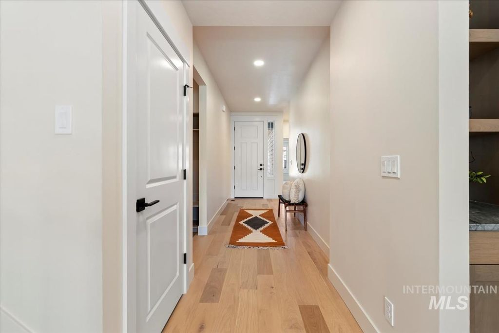 Photo of 6537 S Evie Way, Eagle, ID 83629 (MLS # 98955399)