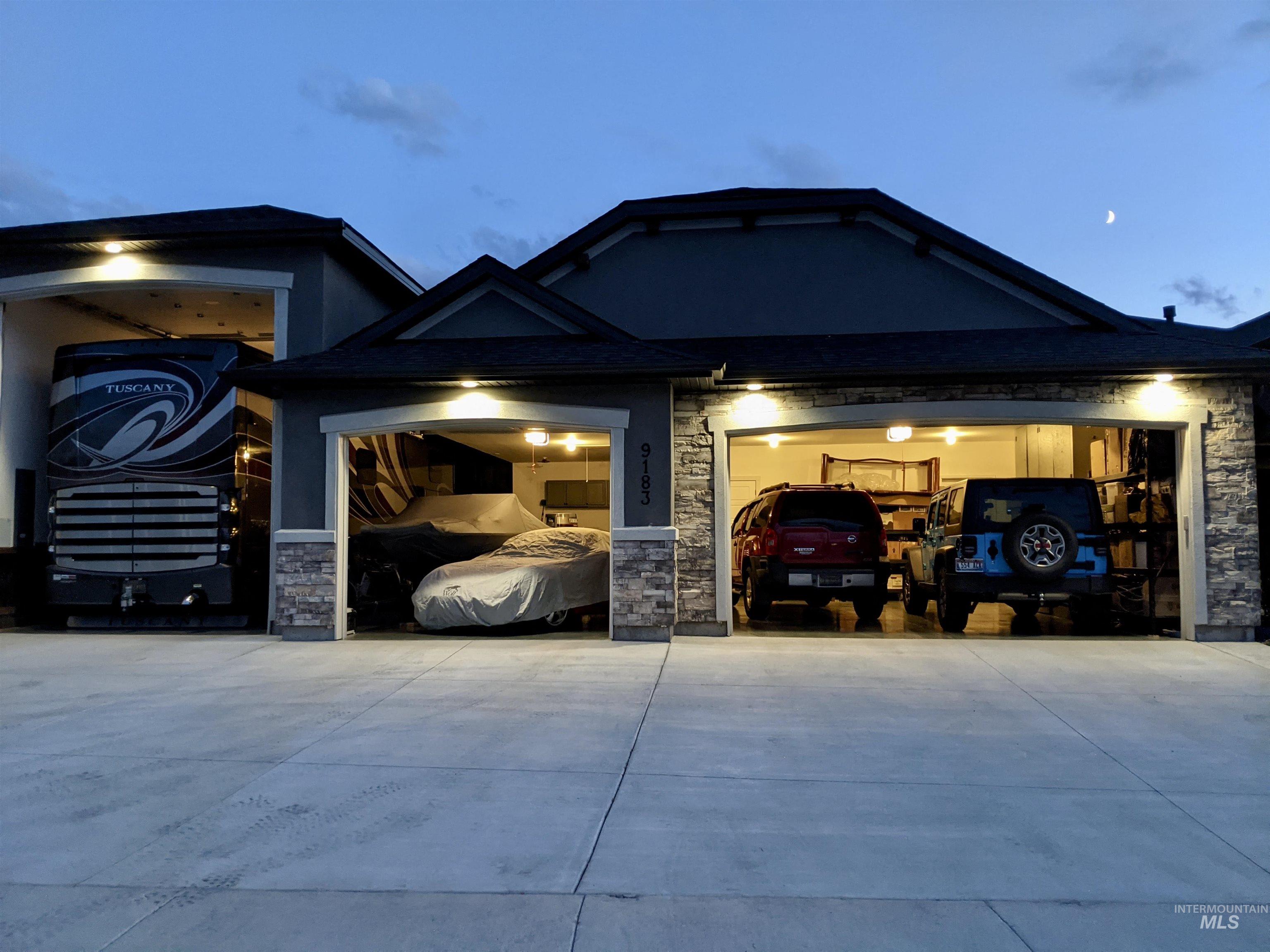 9183 W Sparks Lake Dr