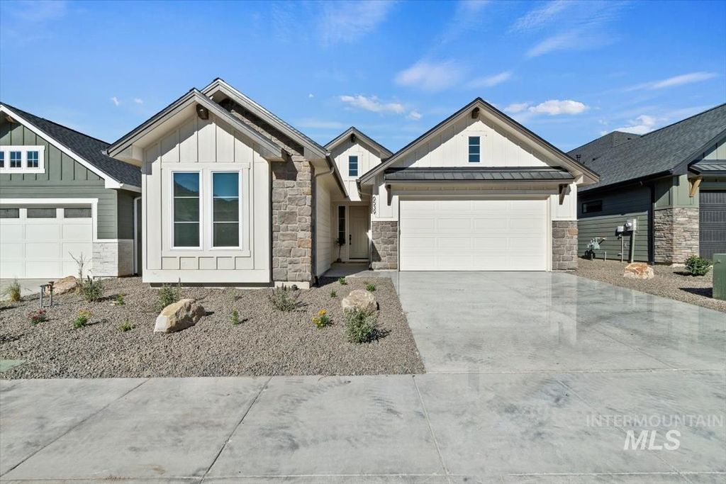 Photo of 6539 S Evie Way, Eagle, ID 83629 (MLS # 98952019)
