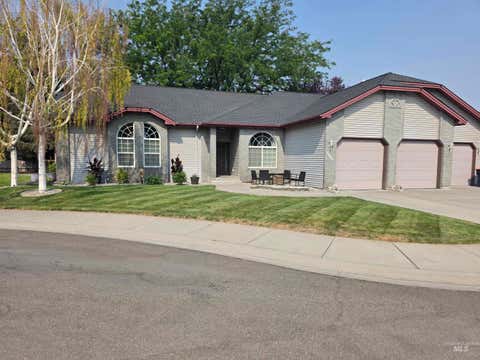 Photo of 1041 Warm Springs Pl, Twin Falls, ID 83301 (MLS # 98995624)