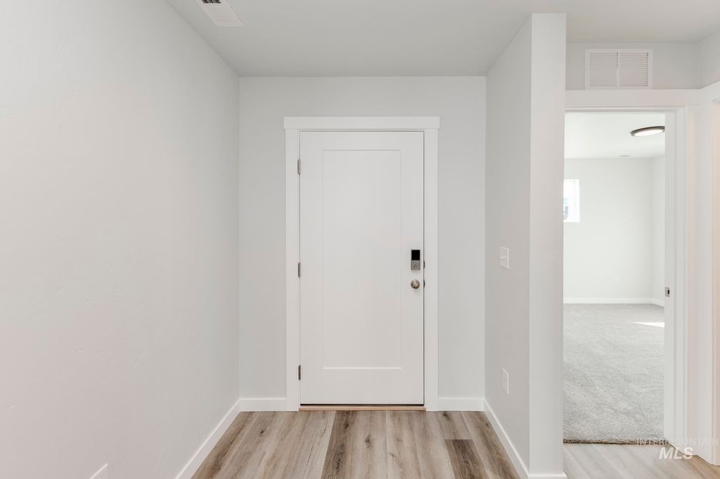 Photo of 10550 W Tinder St, Star, ID 83669 (MLS # 98963992)
