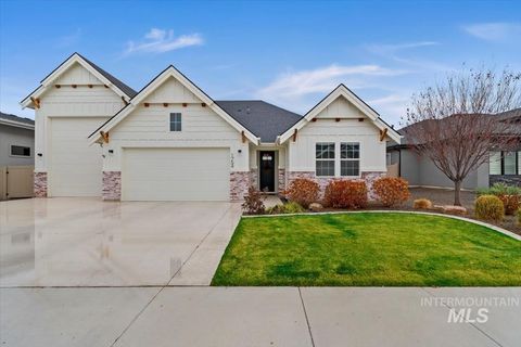 Photo of 1754 N Peakhurt Ave, Kuna, ID 83634 (MLS # 98968776)