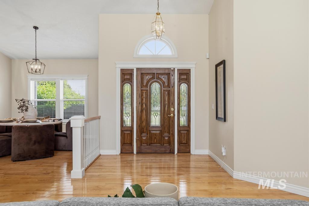 4109 E Man O War Drive