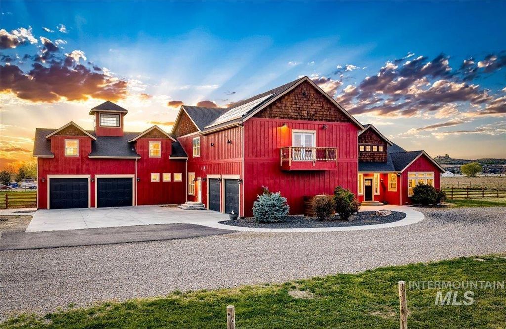 Photo of 10922 W Beagle Flats Ln, Star, ID 83669 (MLS # 98981330)