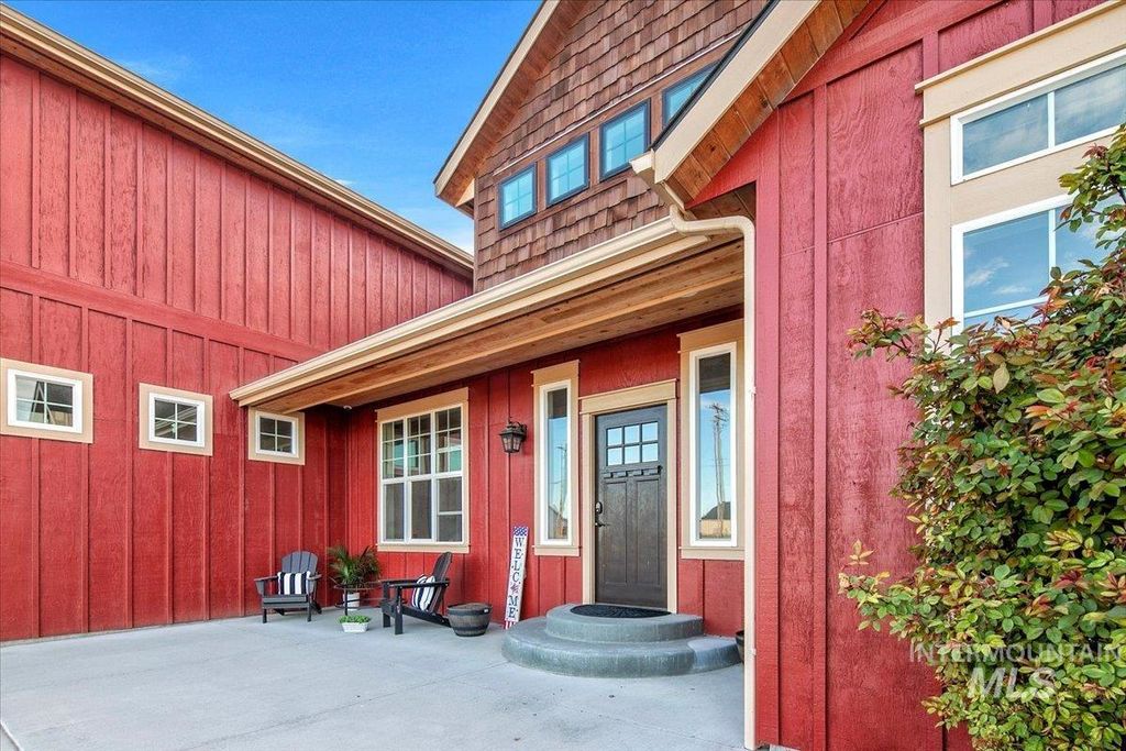 Photo of 10922 W Beagle Flats Ln, Star, ID 83669 (MLS # 98981330)