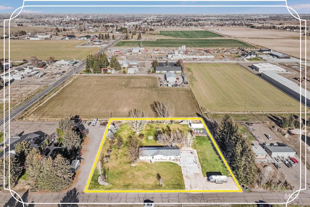 Photo of 6 E 220 S, Burley, ID 83318 (MLS # 98970776)