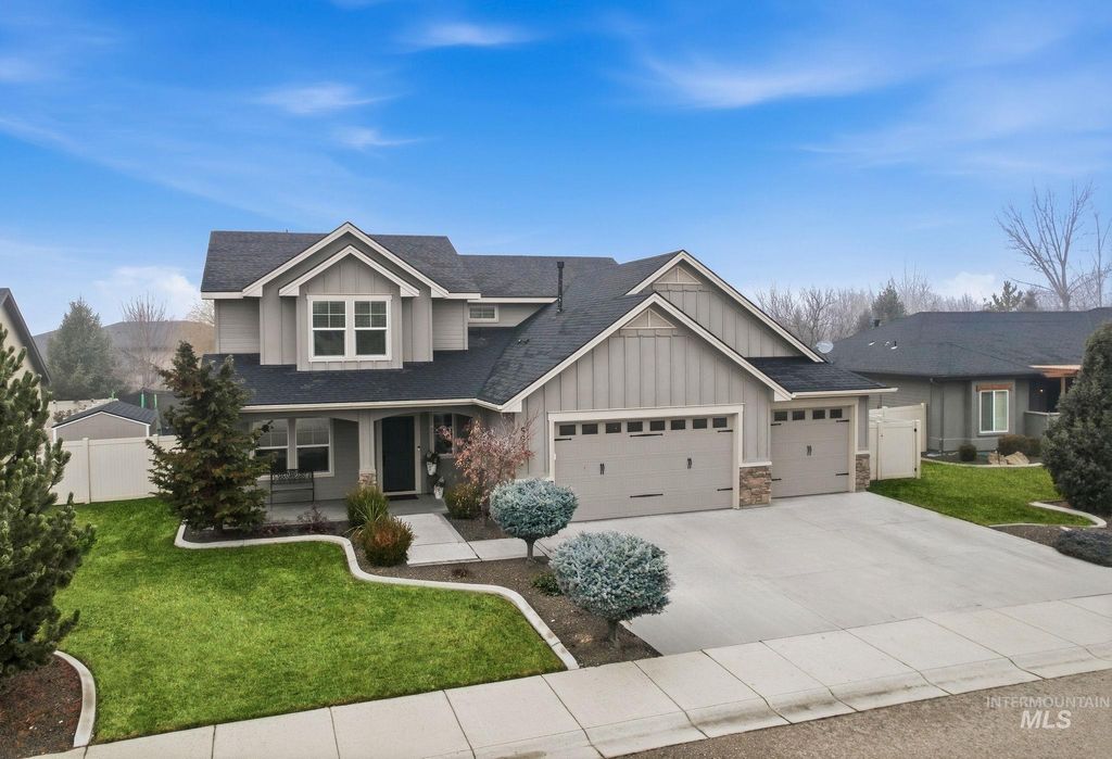 Photo of 997 N Cygnus Way, Star, ID 83669 (MLS # 98972321)