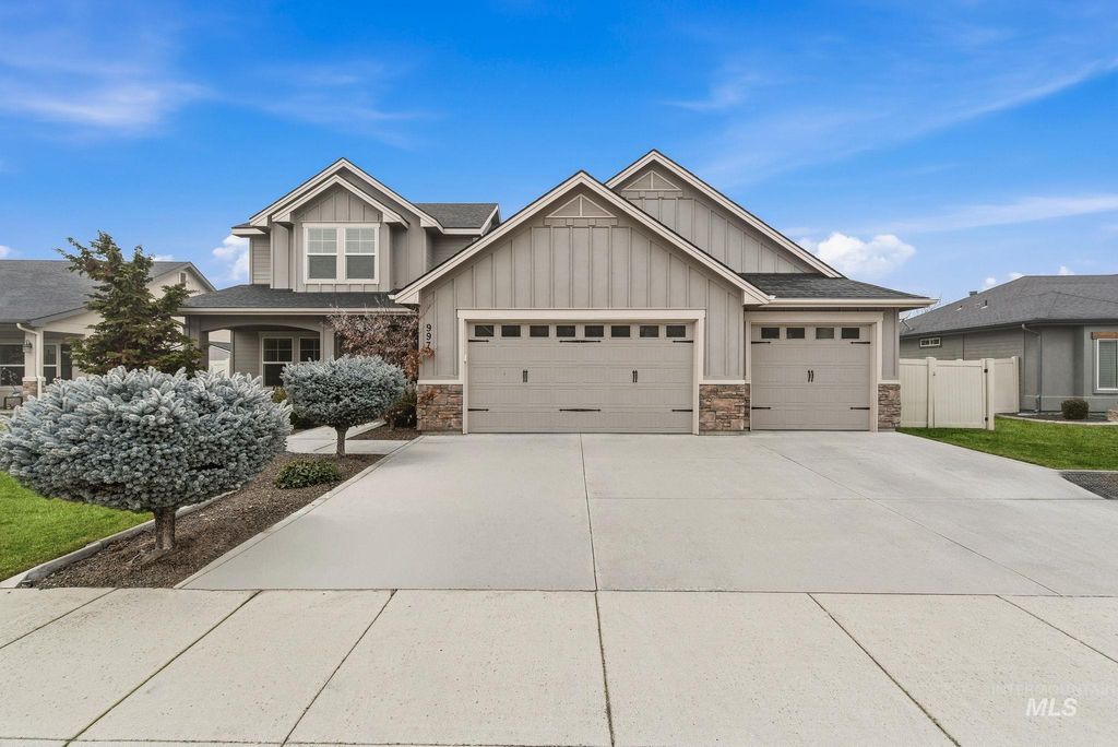 Photo of 997 N Cygnus Way, Star, ID 83669 (MLS # 98972321)