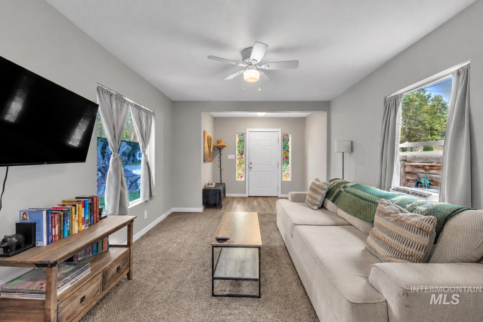202 S 18th Ave