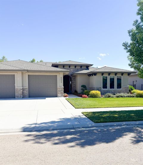 Photo of 4535 W Braveheart St, Eagle, ID 83616 (MLS # 98990028)