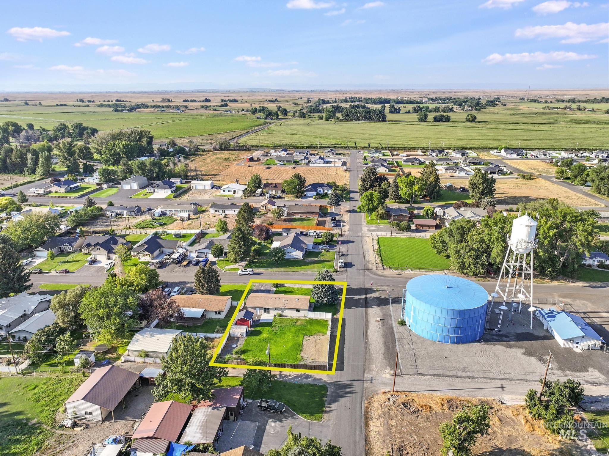 Wendell, Idaho 83355, United States, 3 Bedrooms Bedrooms, ,1 BathroomBathrooms,Residential,Active,200143