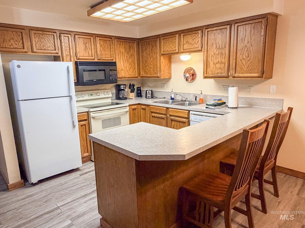 Photo of 1607 Davis Ave #K53, McCall, ID 83638 (MLS # 98969552)