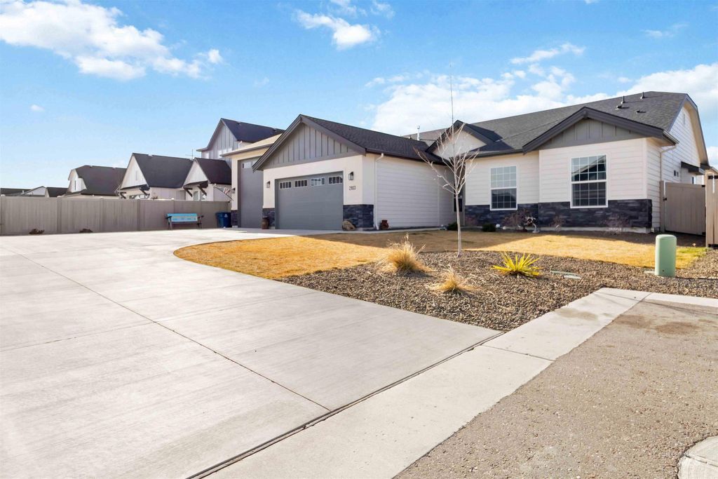 Photo of 2103 W Egret, Nampa, ID 83686 (MLS # 98977790)