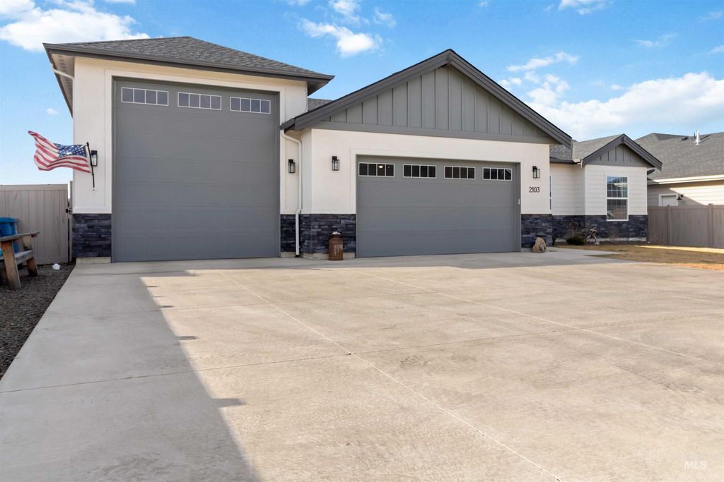 Photo of 2103 W Egret, Nampa, ID 83686 (MLS # 98977790)