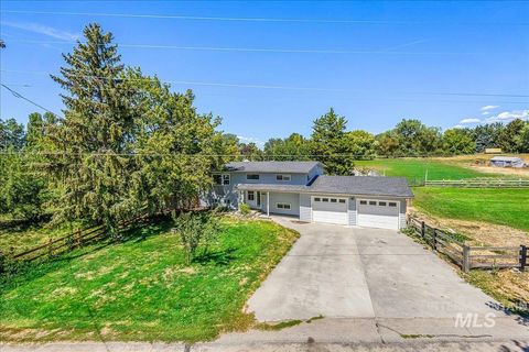 Photo of 9412 W Wright St, Boise, ID 83709 (MLS # 98977160)